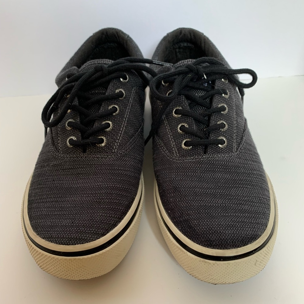 Sperry Mens Halyard Sneaker Size 9 1/2